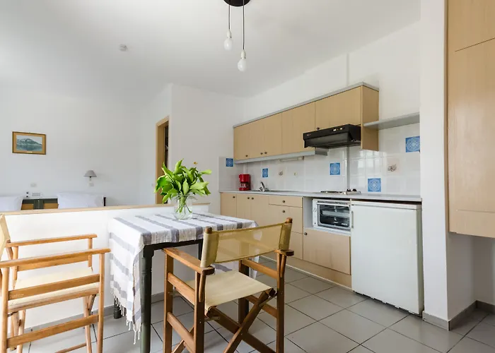 Hotel Happiness Hersonissos (Crete)