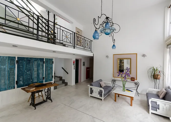 Happiness Hotel Hersonissos (Crete)