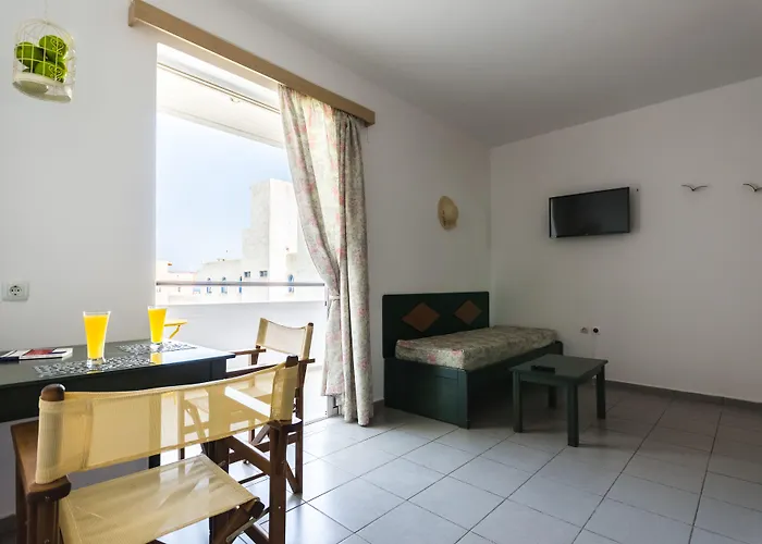 Hotel Happiness Hersonissos (Crete)