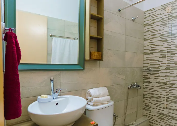 Ξενοδοχείο Happiness