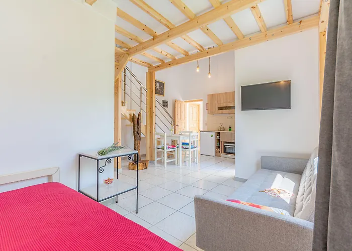 Happiness 3* Χερσόνησος