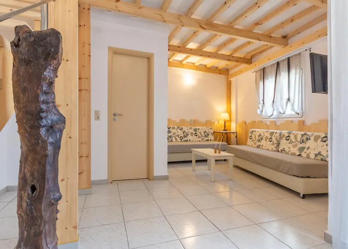 Happiness خيرسونِسوس